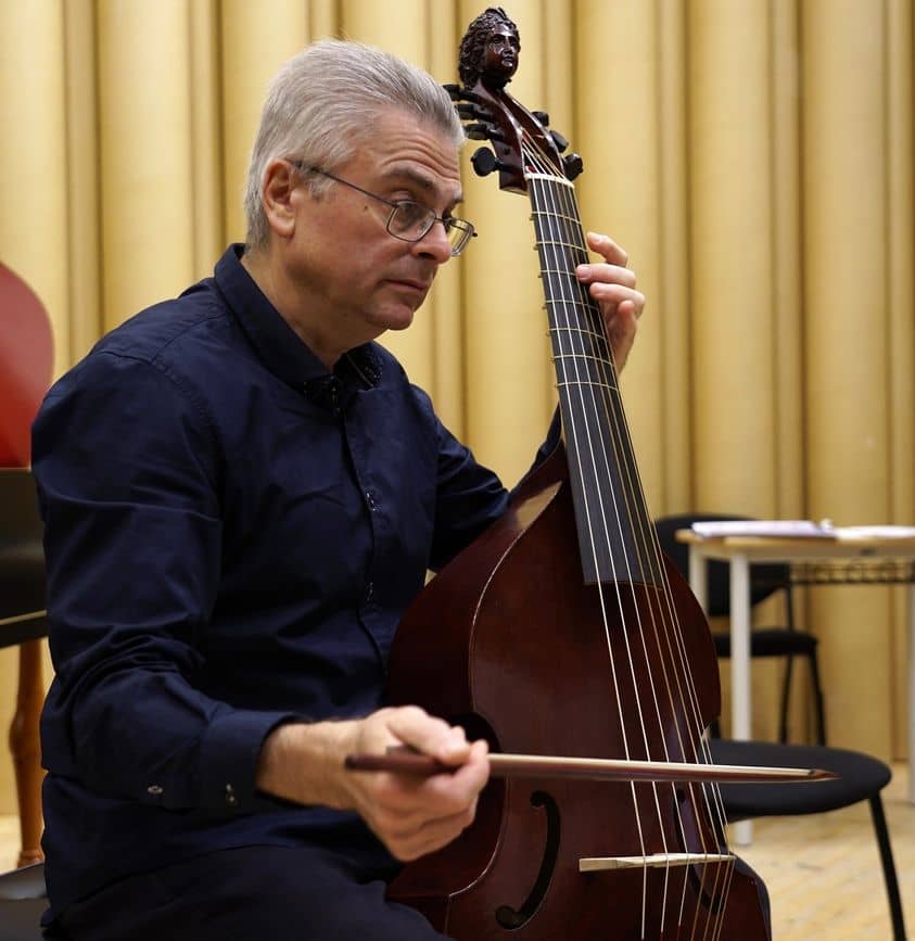 Viola da Gamba Massimo Salcito
